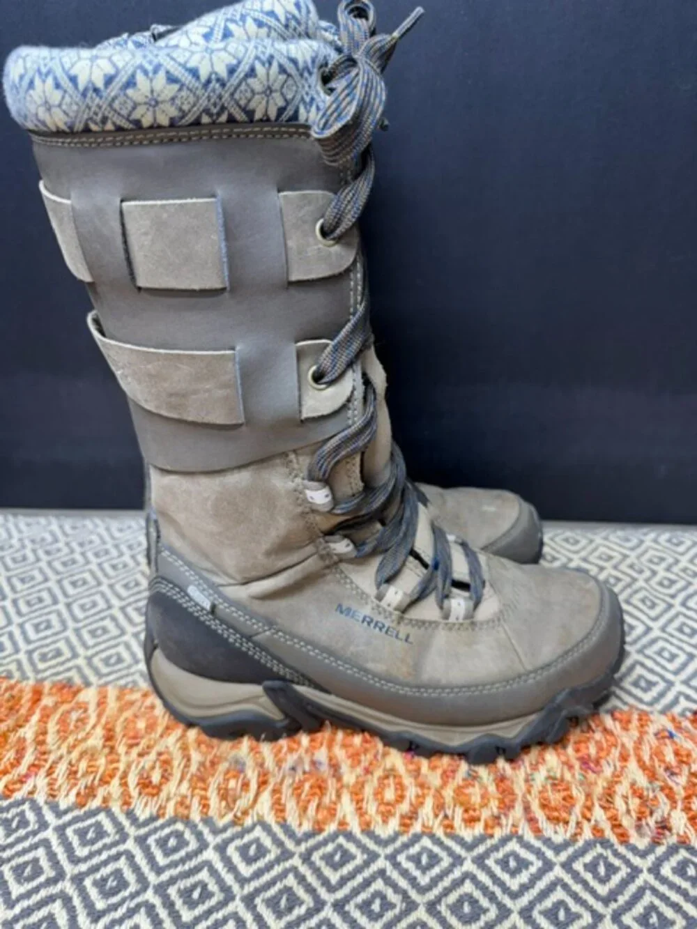 Merrell Polarand Rove Peak Woman's Size 6